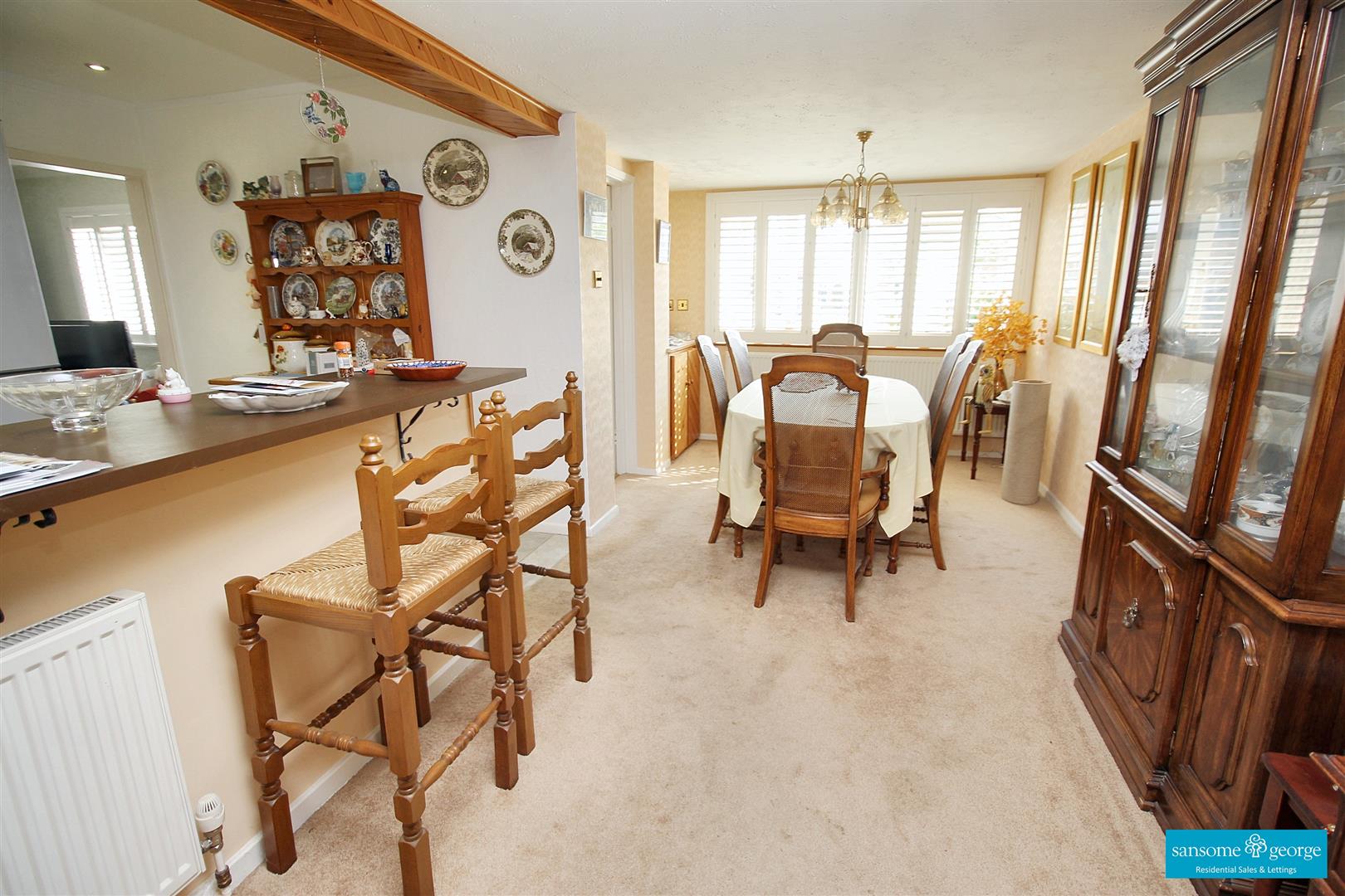 White Lodge Close, Tilehurst, Reading